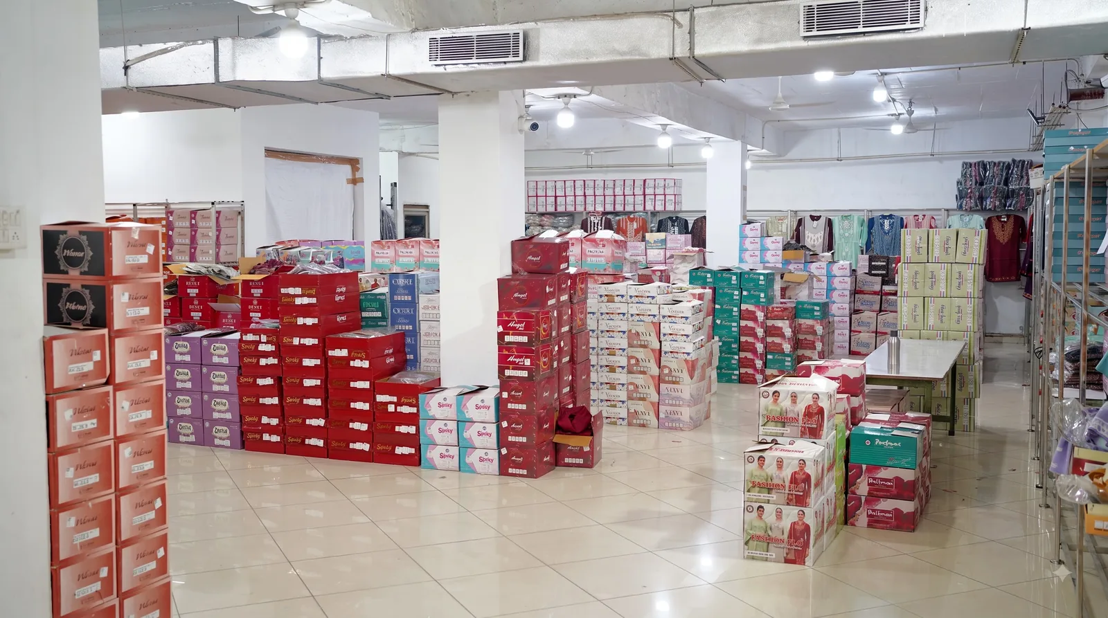 Stock floor