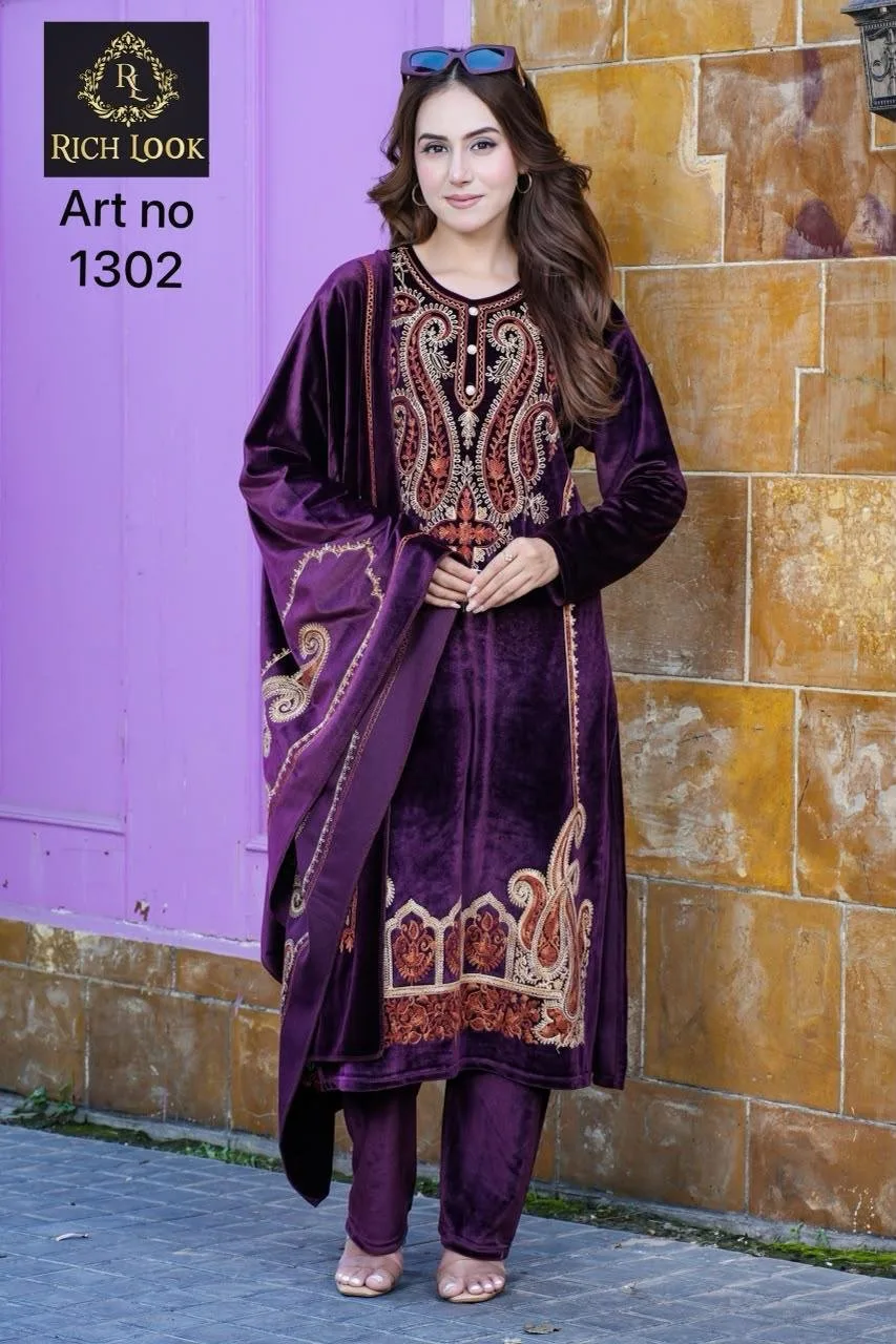 DIVANSHI 1302