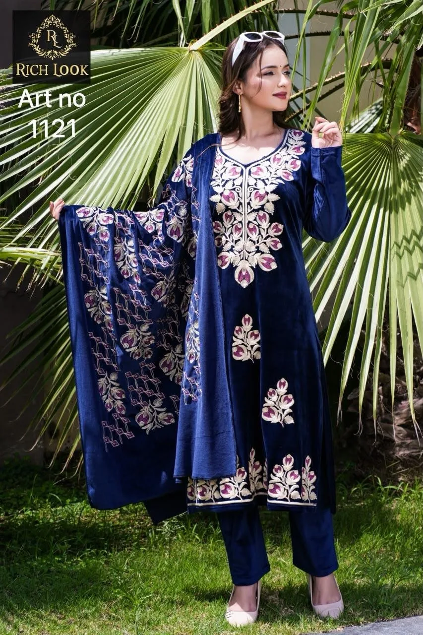 DIVANSHI 1121